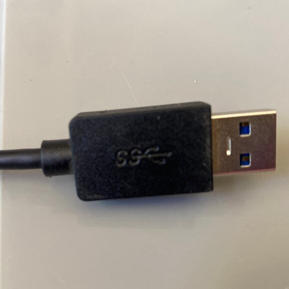 Plugable USB 3 - E1000 Usb-A To Gigabit Ethernet Adapter USB3-E1000 USED - Picture 4 of 7